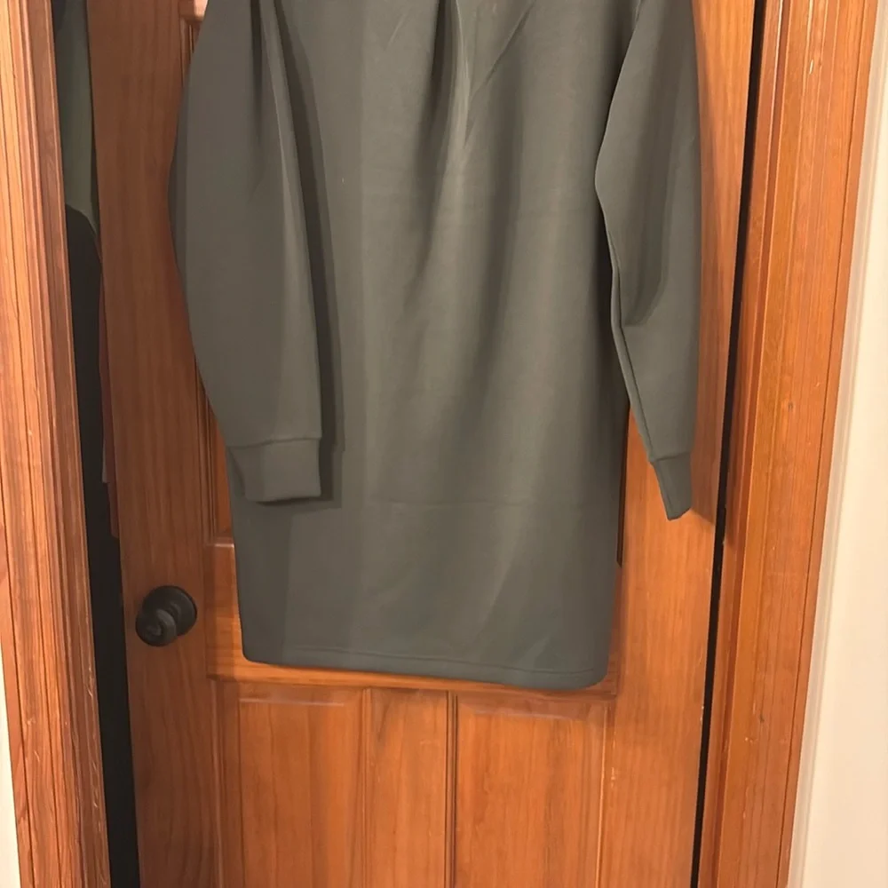 Spanx AirEssentials Crew Neck Dress Dark Palm NWT Medium - Picture 10 of 10